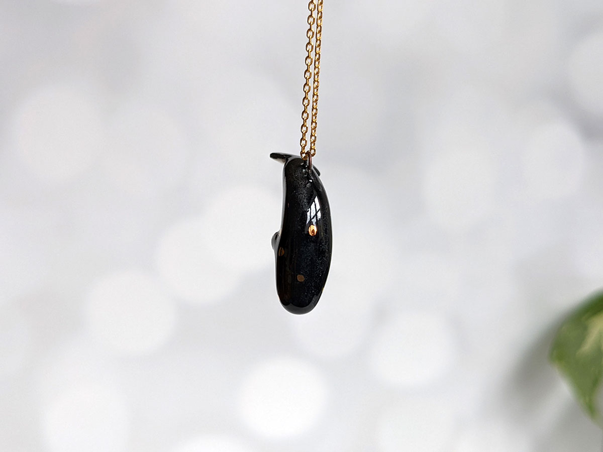Porcelain Pendant : Diving Spermwhale - Image 2