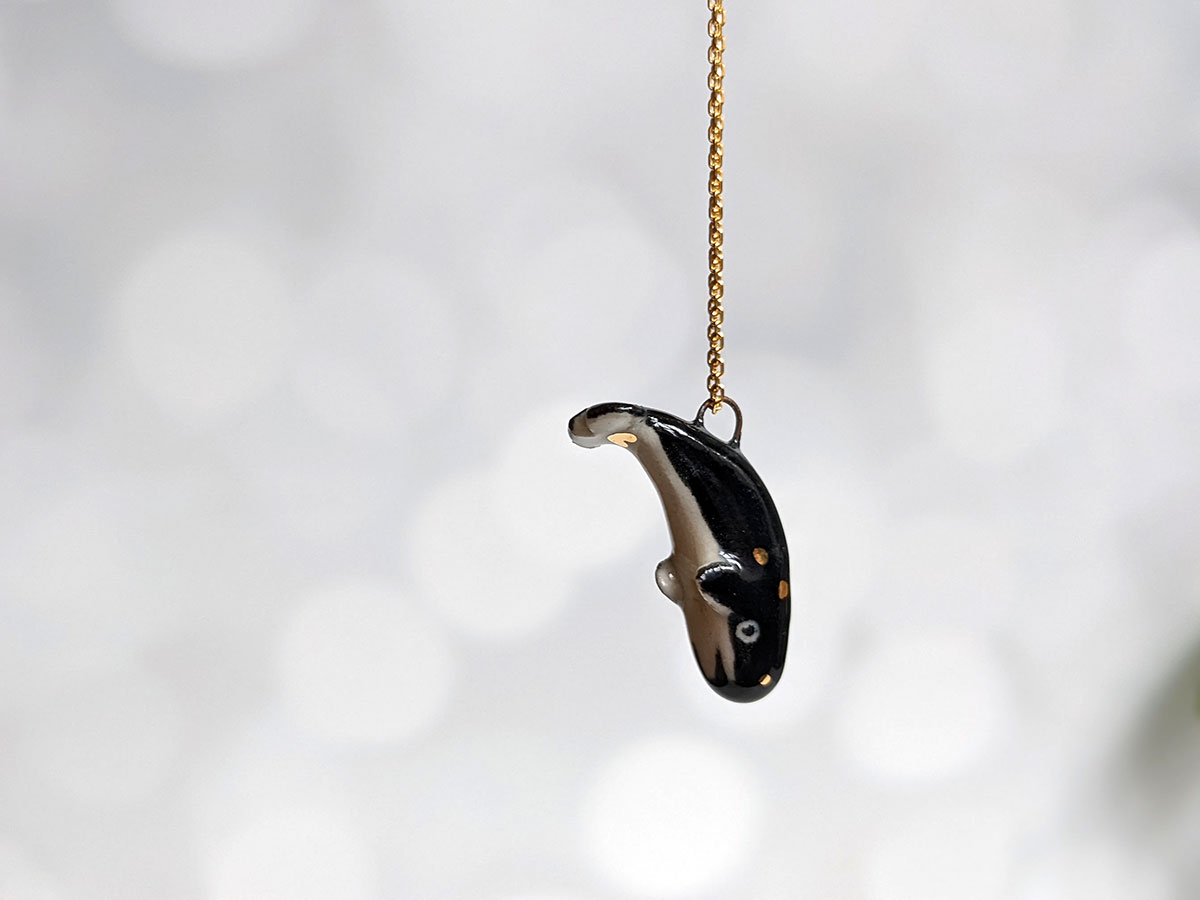 Porcelain Pendant : Diving Spermwhale - Image 8