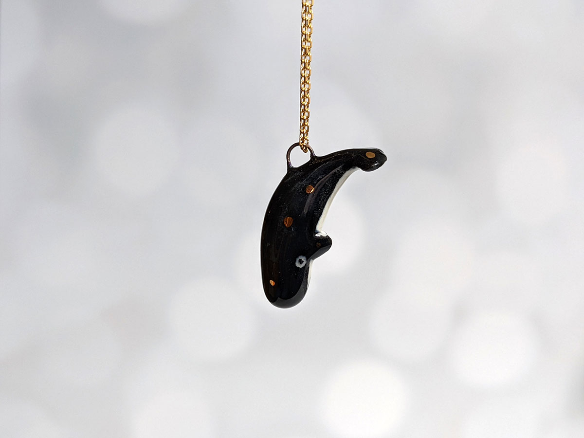 Porcelain Pendant : Diving Spermwhale - Image 6